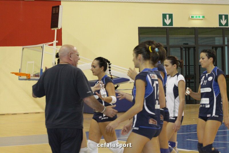 111030 volley 115_tn.jpg